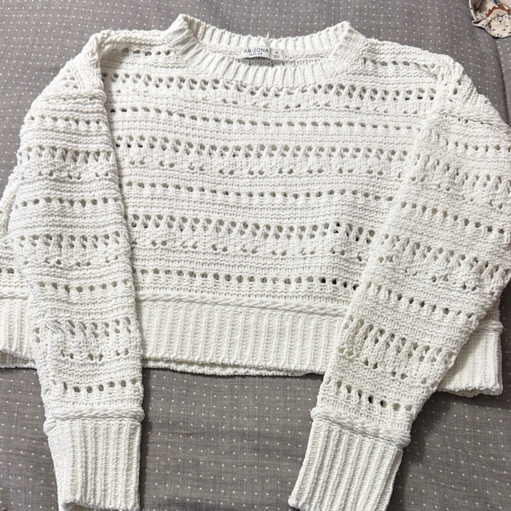 Arizona Jean Company Women's Cream Knit Sweater